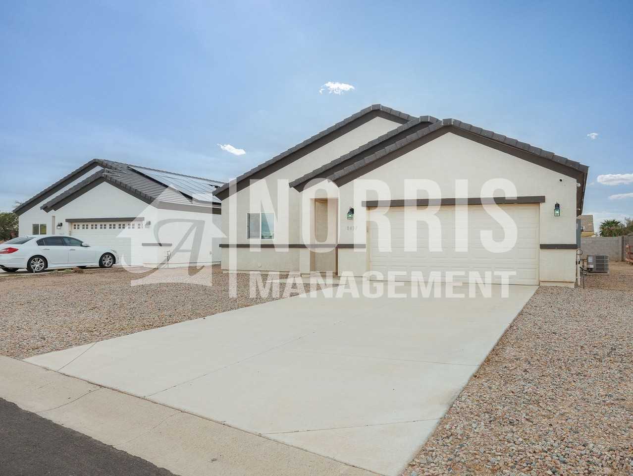 8477 W Tinajas Dr - Photo 5 of 37