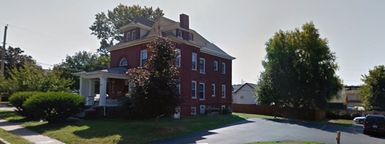 602 W Monroe St - Photo 3 of 9