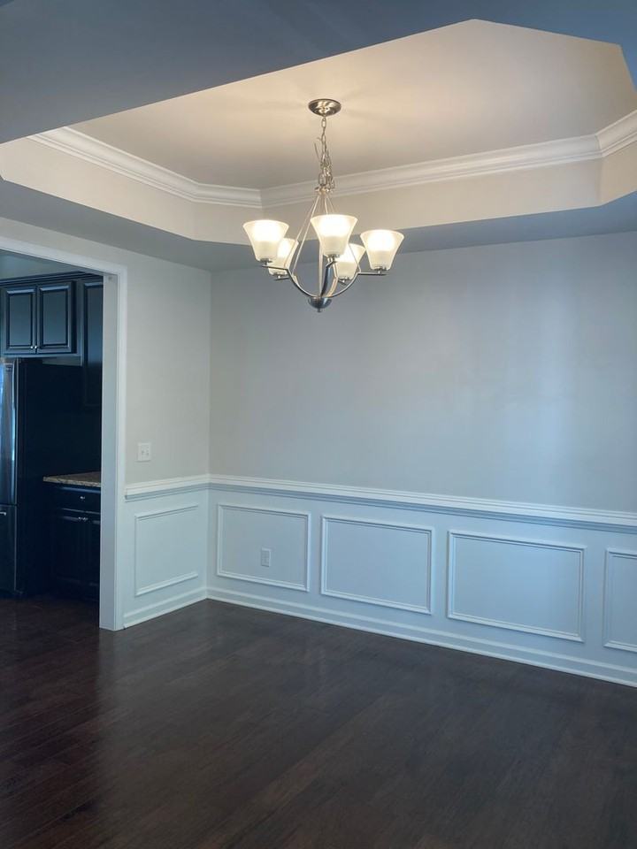4025 Fernshaw Ln - Photo 6 of 14