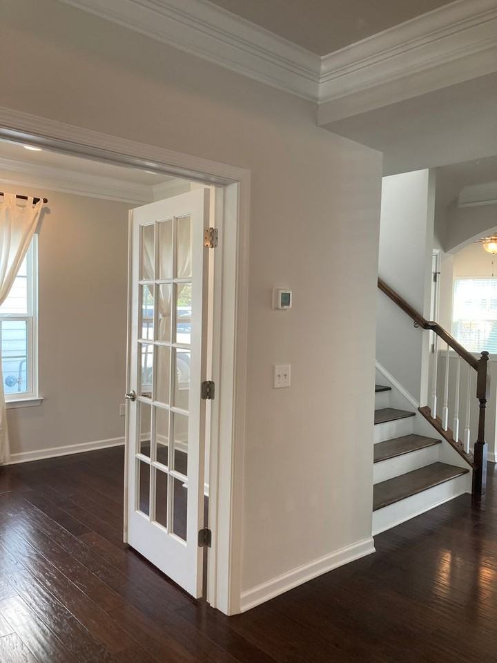 4025 Fernshaw Ln - Photo 7 of 14