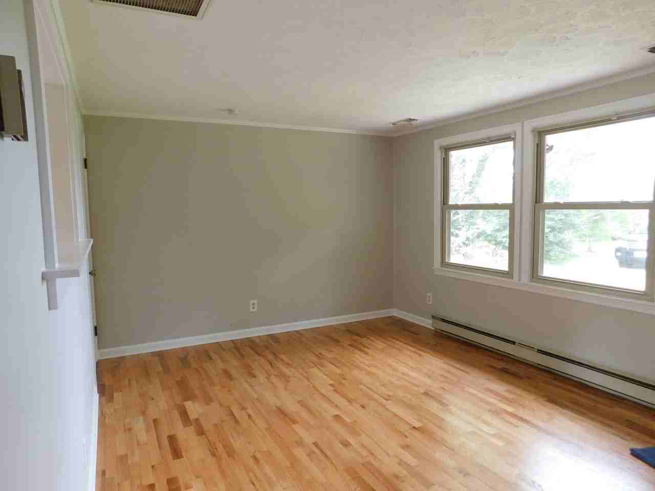 10711 Harry Byrd Hwy - Photo 3 of 29
