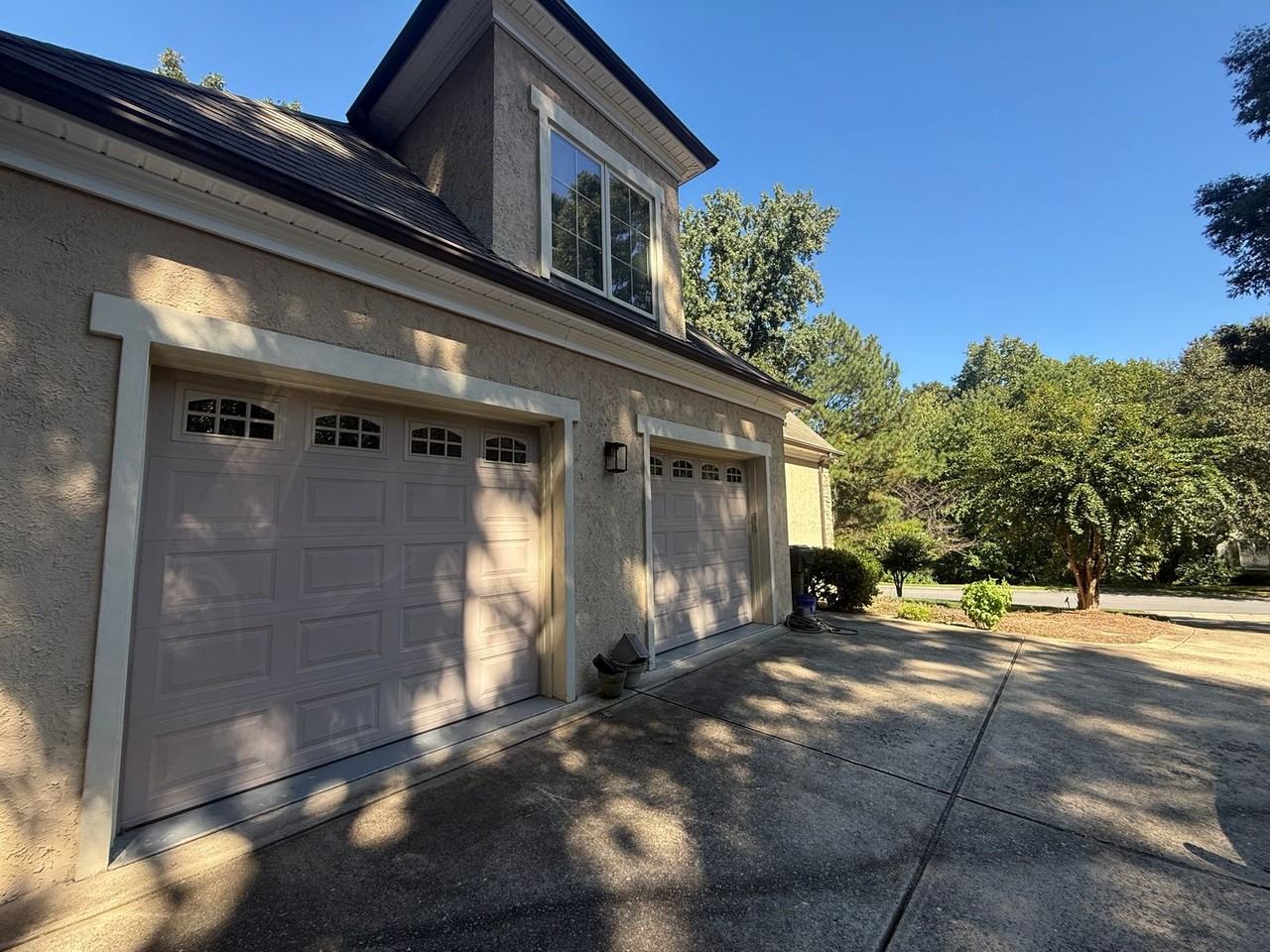 709 Neuse Ridge Dr - Photo 2 of 33