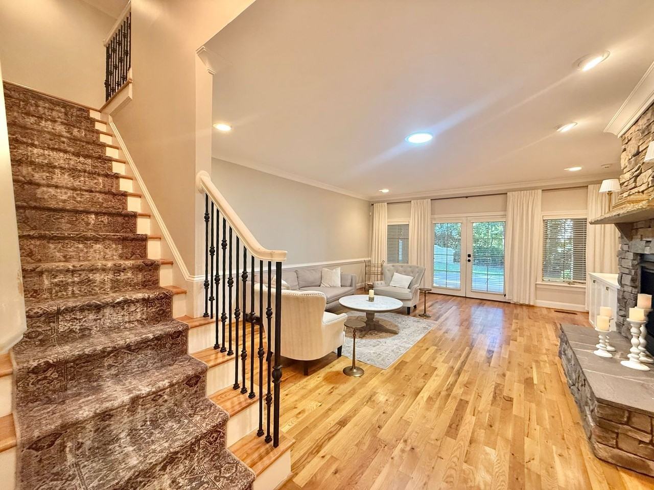 709 Neuse Ridge Dr - Photo 3 of 33