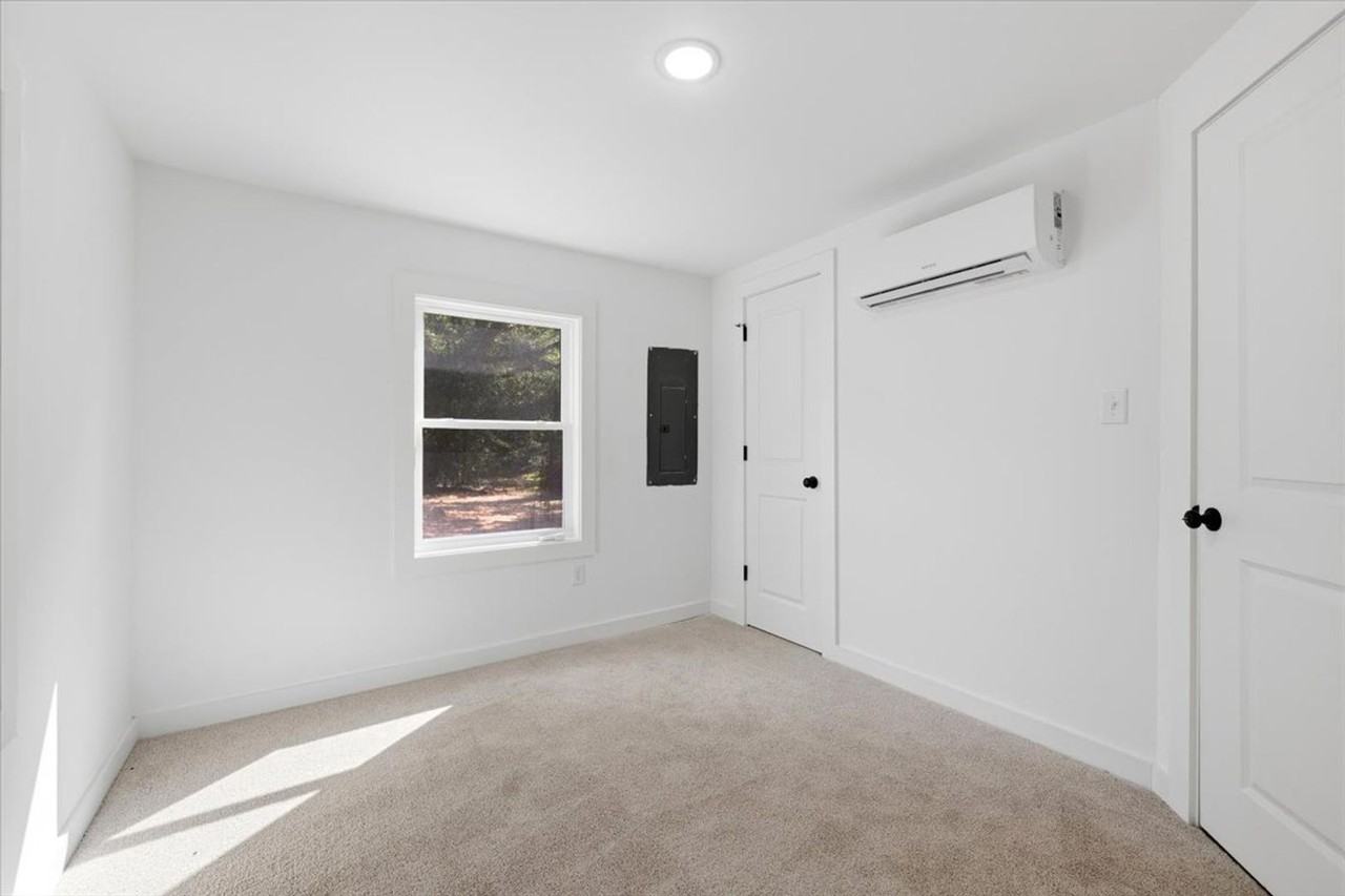 15221 Wright Rd - Photo 6 of 23