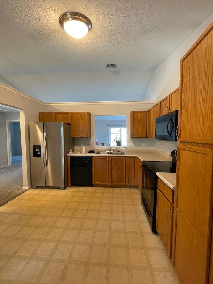 4116 Homerton St - Photo 2 of 18