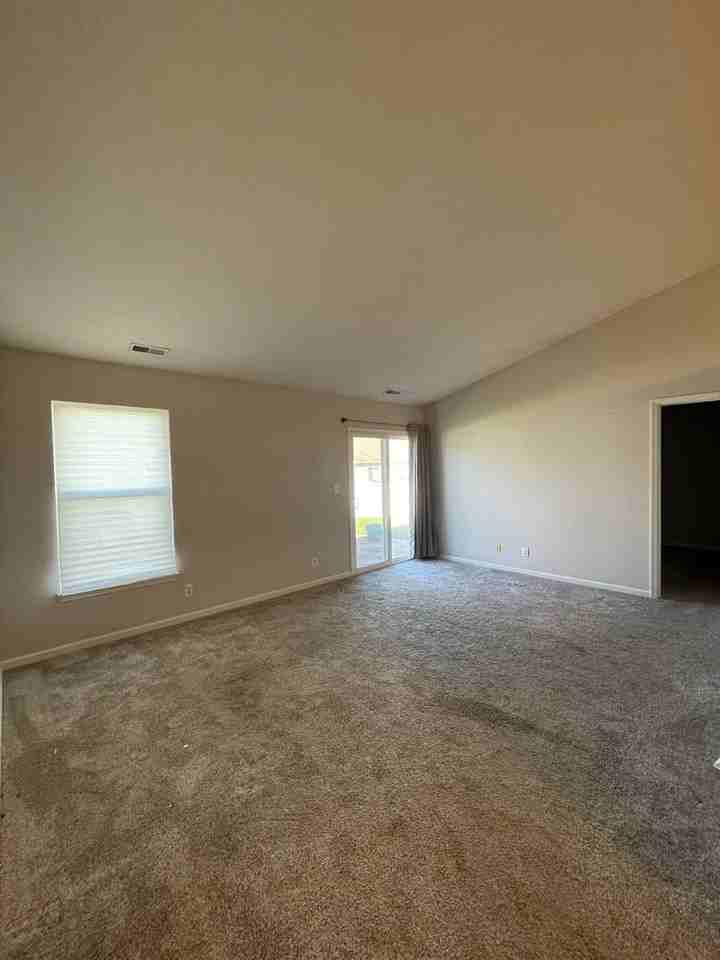 4116 Homerton St - Photo 5 of 18