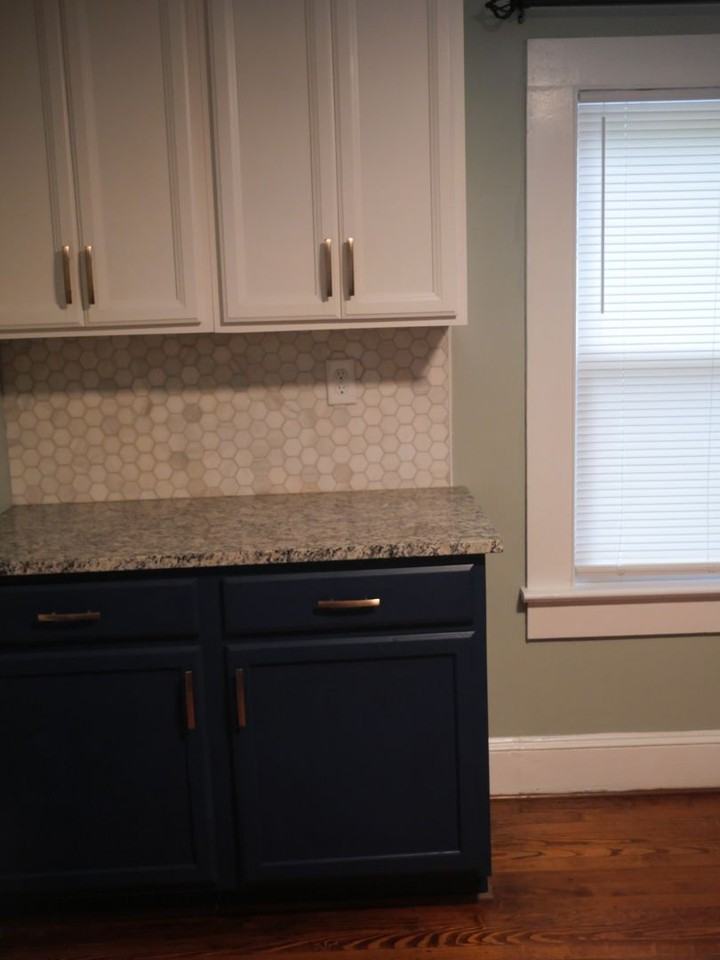 8153 Guinea Rd - Photo 5 of 20