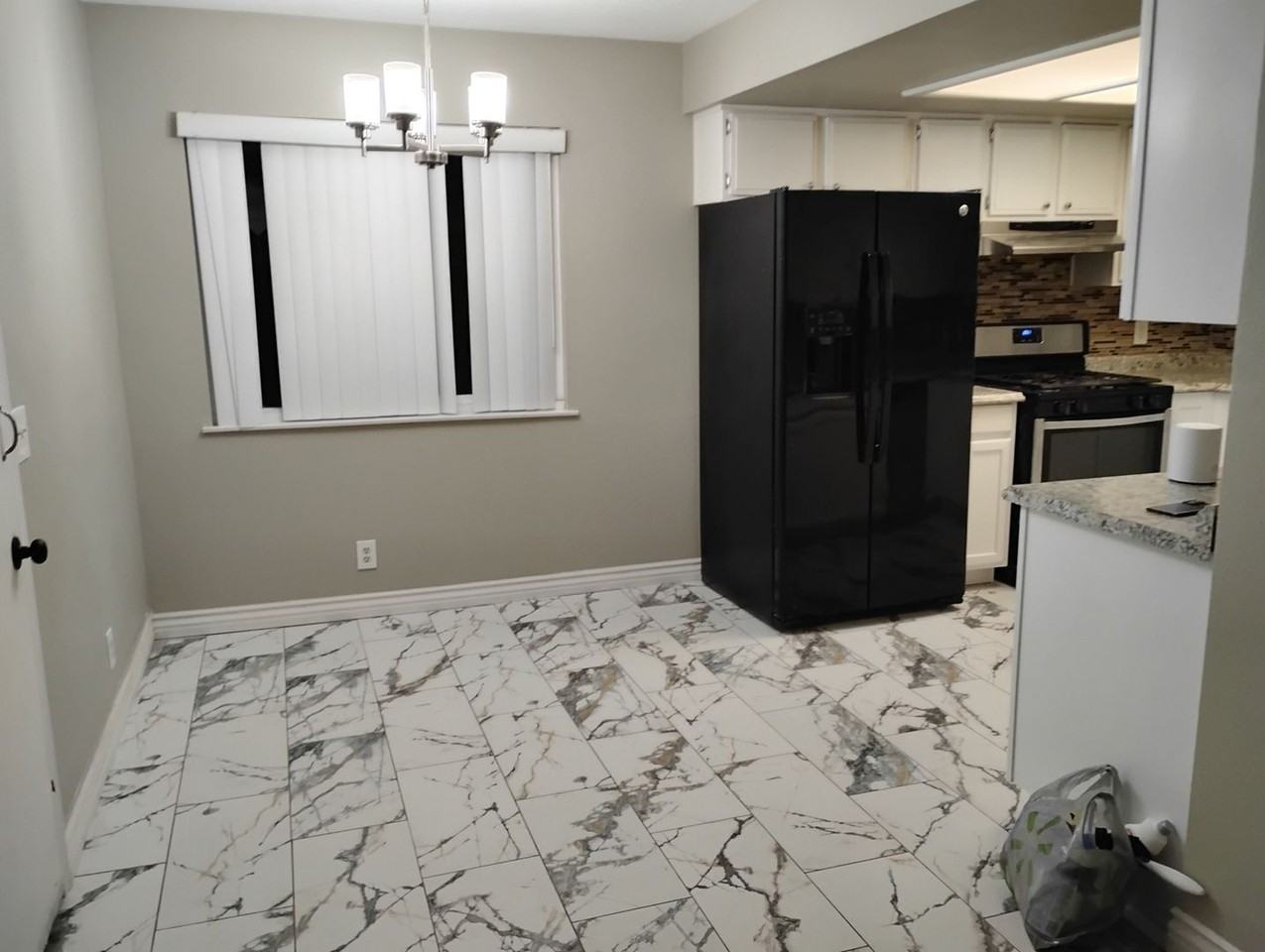 44755 Jefferson Ct - Photo 4 of 25