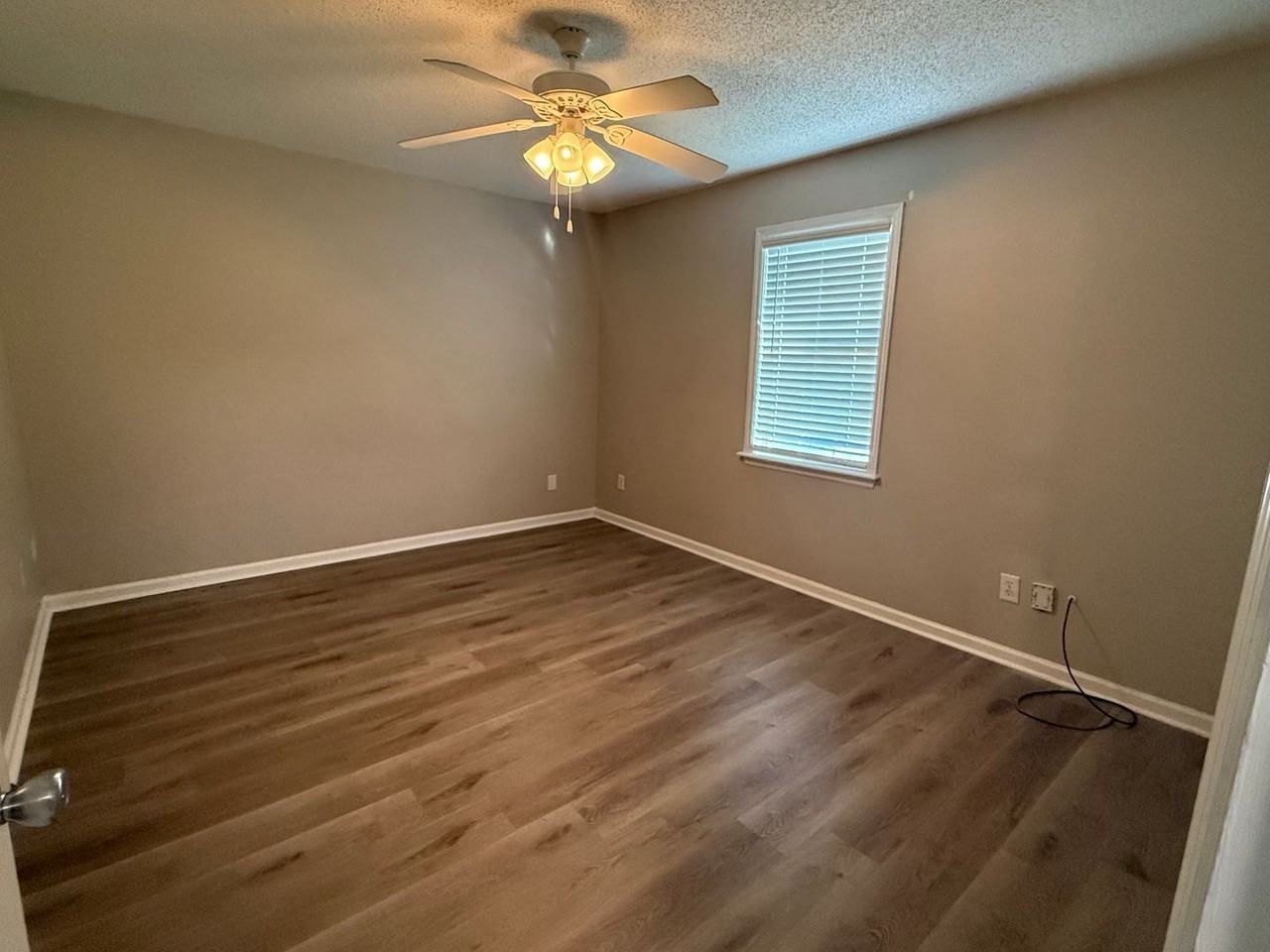 6004 Susan Cir - Photo 7 of 10