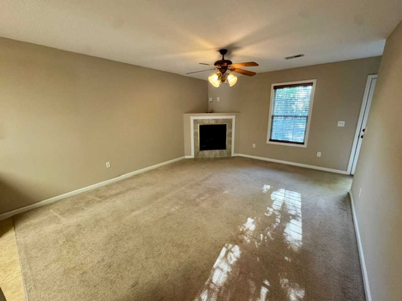209 Covington Ln - Photo 6 of 18