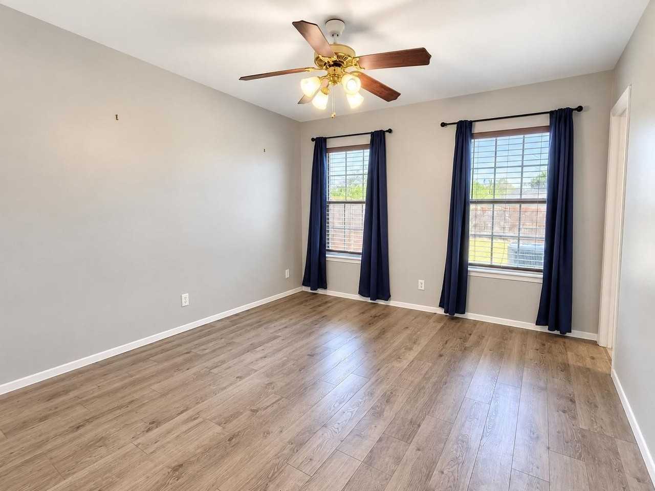 3201 Grove Cir - Photo 5 of 7
