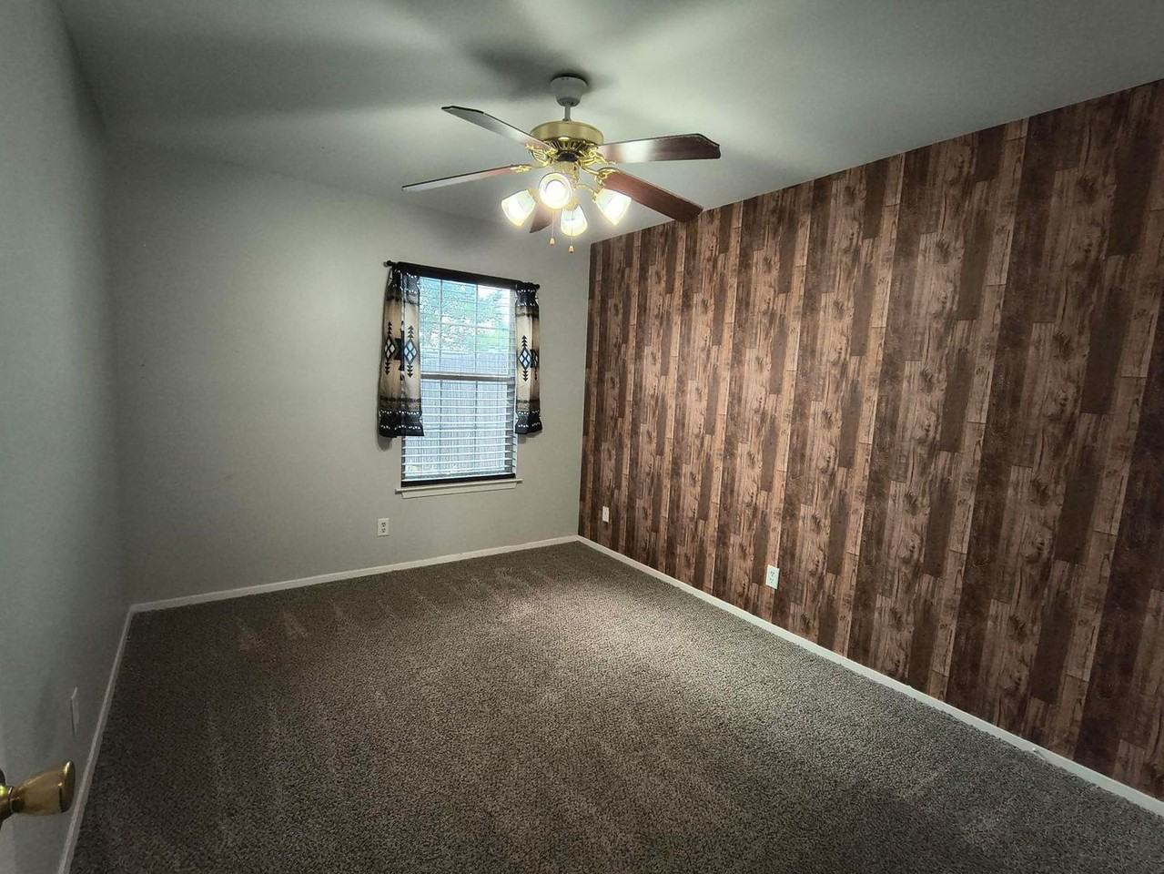 3201 Grove Cir - Photo 6 of 7