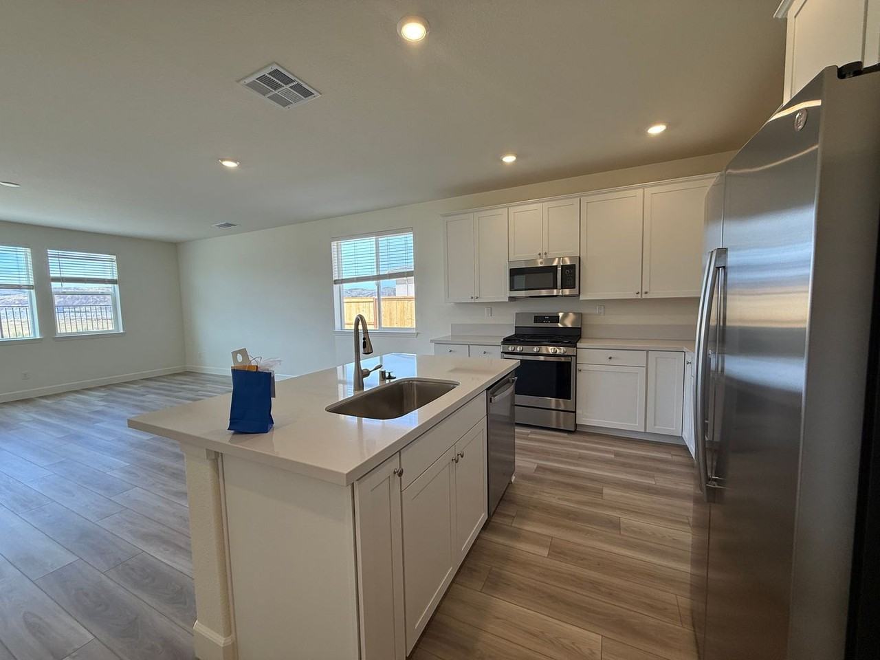 7393 Owl Creek Ct - Photo 4 of 18