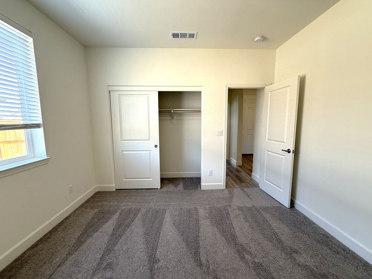 7393 Owl Creek Ct - Photo 7 of 18