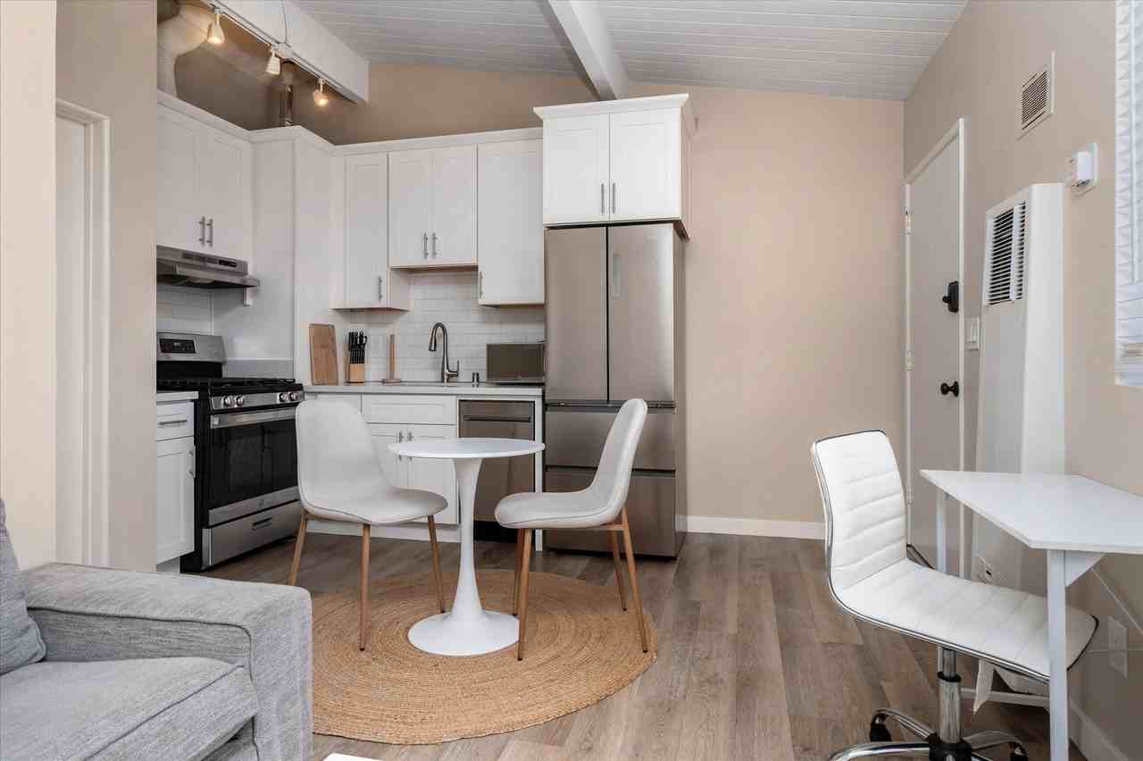 319 W Montecito St - Photo 5 of 14