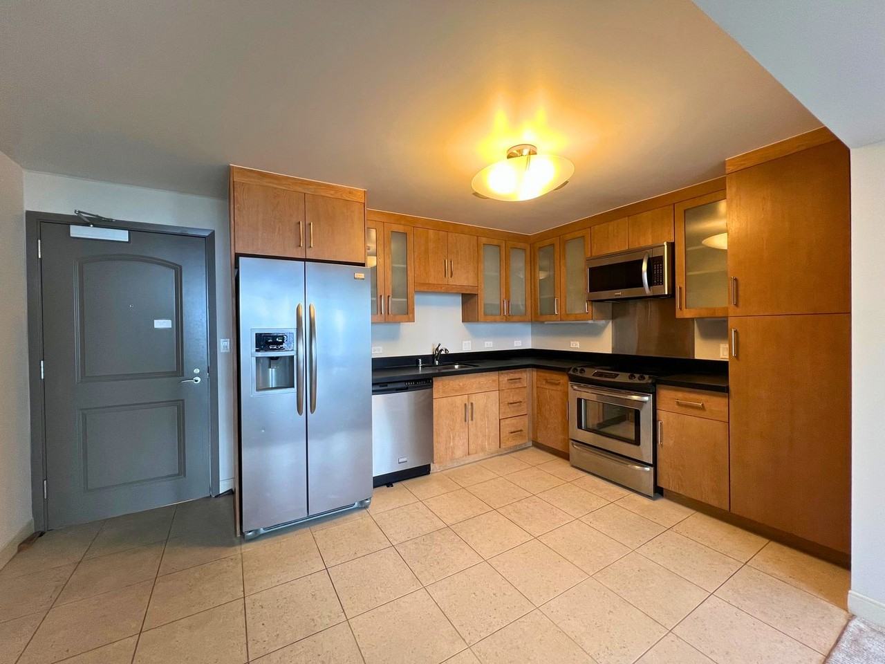 1009 Kapiolani Blvd #3206 - Photo 2 of 18