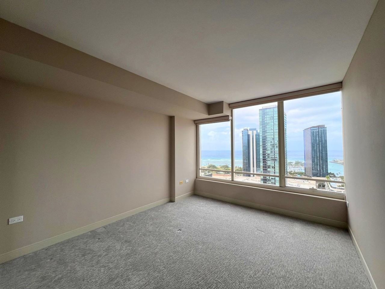 1009 Kapiolani Blvd #3206 - Photo 5 of 18