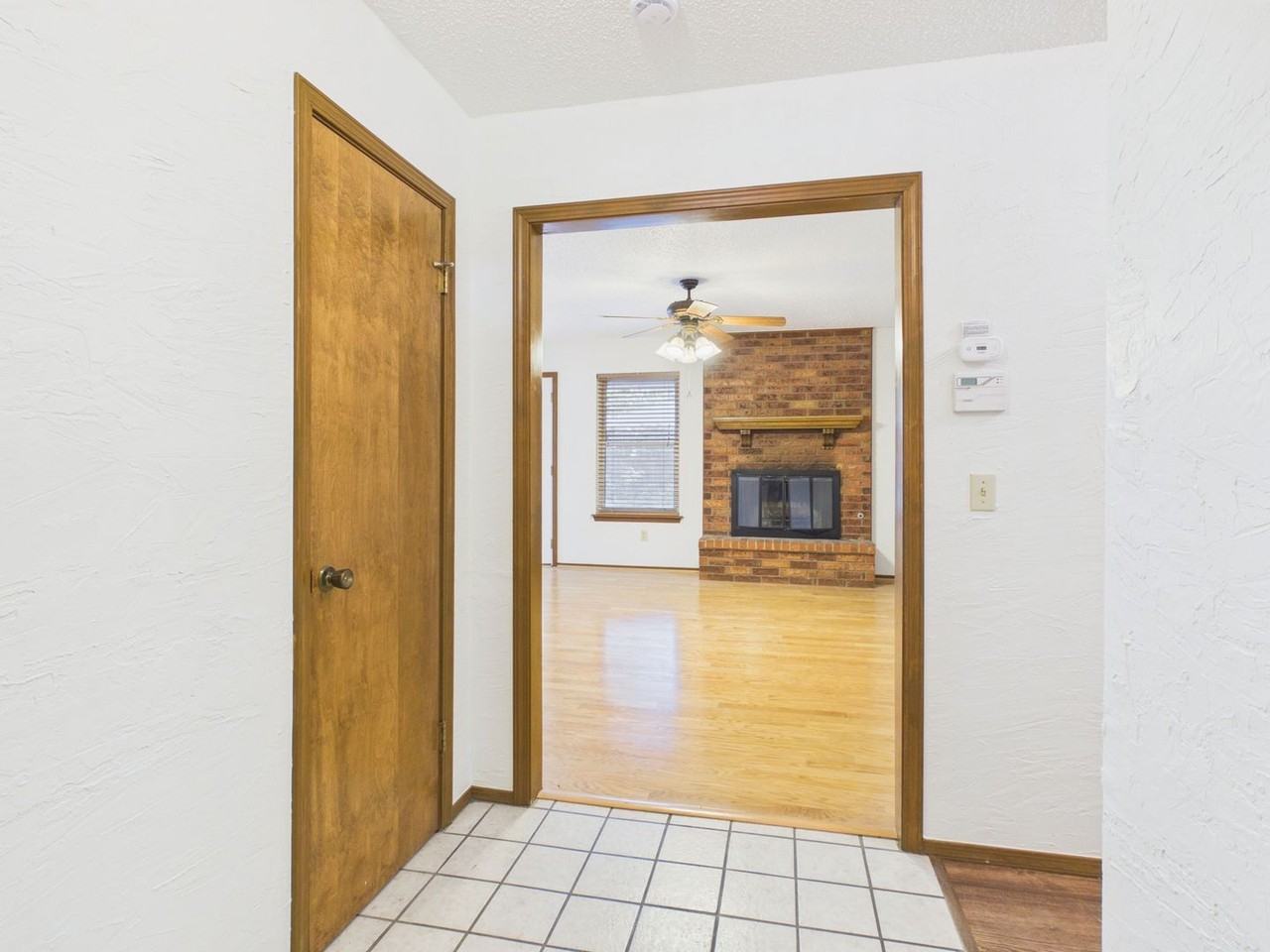 5707 Autumn Pl - Photo 3 of 28