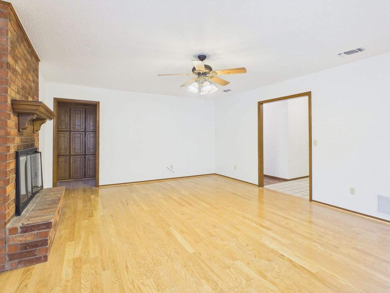 5707 Autumn Pl - Photo 6 of 28