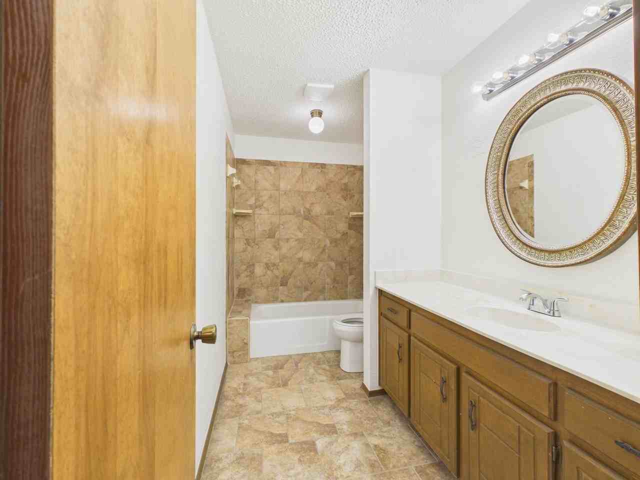 5707 Autumn Pl - Photo 7 of 28