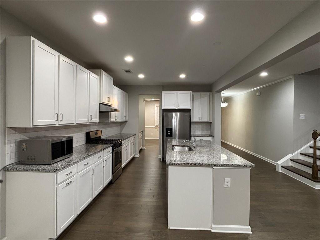 96 Round Pond Dr - Photo 5 of 29