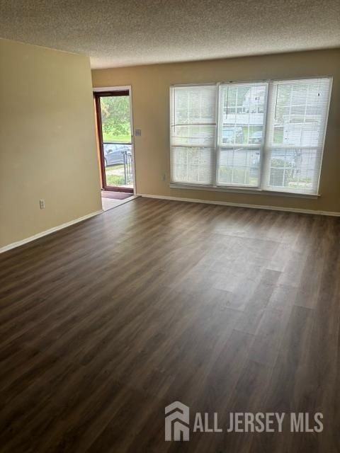 96 Amethyst Way - Photo 2 of 19