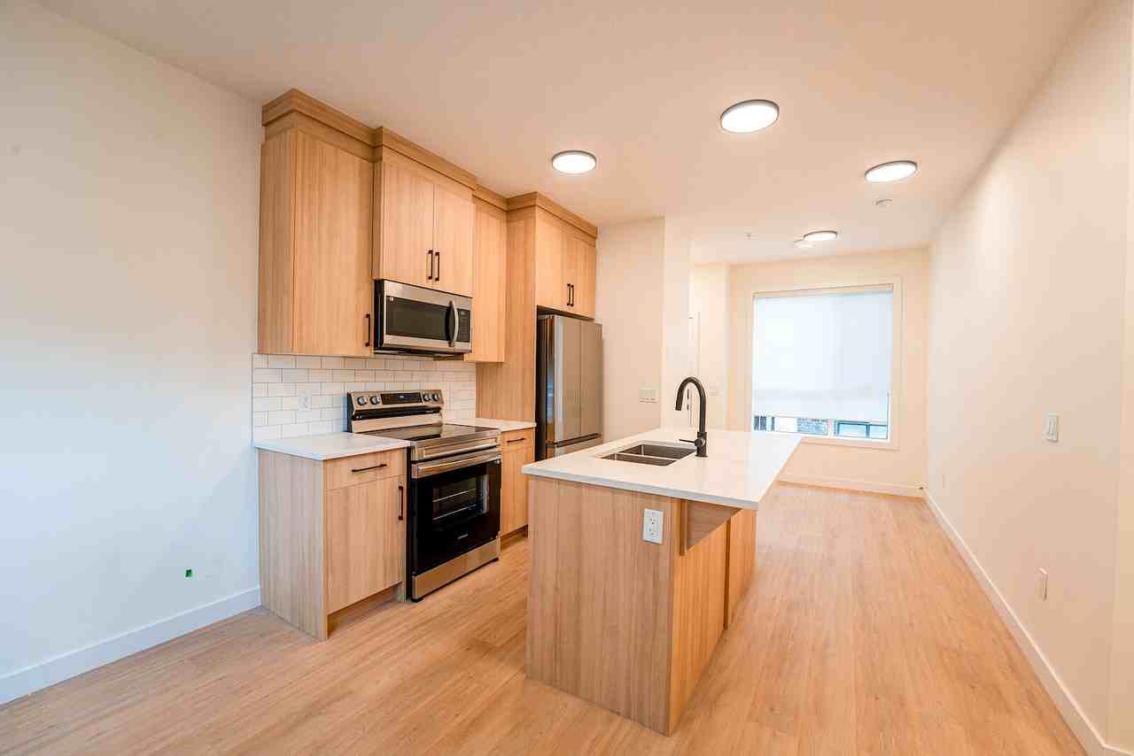 1735 32 St Sw - Photo 6 of 19