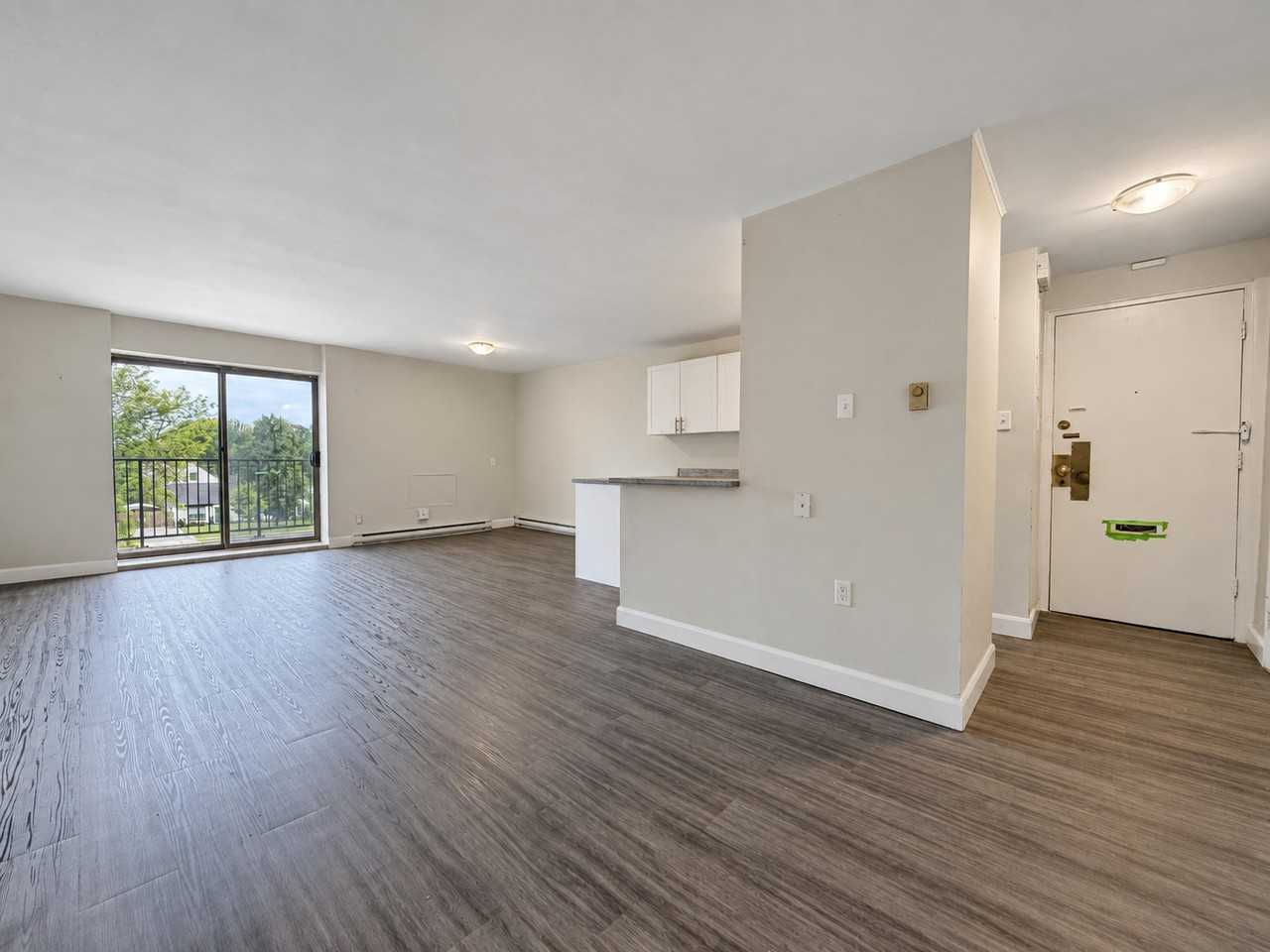 880 Colborne Rd #301 - Photo 2 of 14