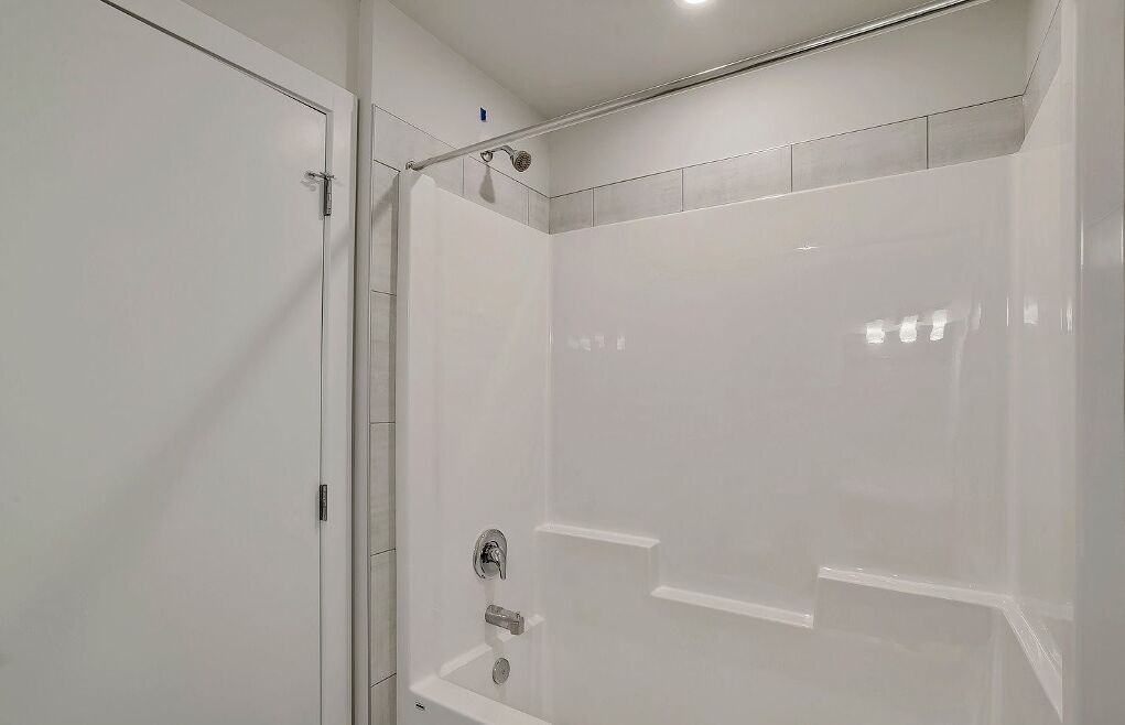 7711 Macleod Trail Sw - Photo 6 of 12