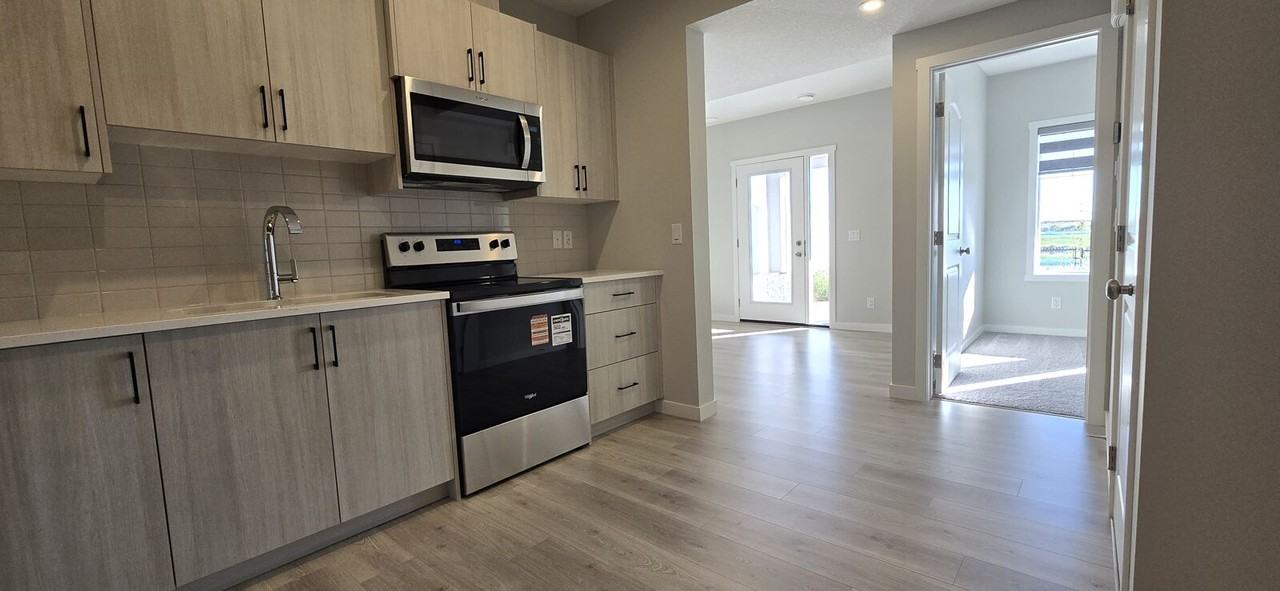 218 Savoy Landng Se - Photo 6 of 11