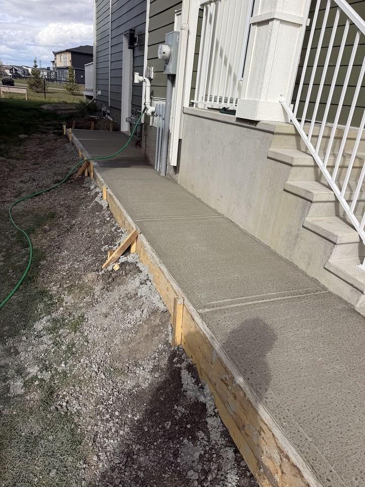 414 South Shore Dr - Photo 2 of 14