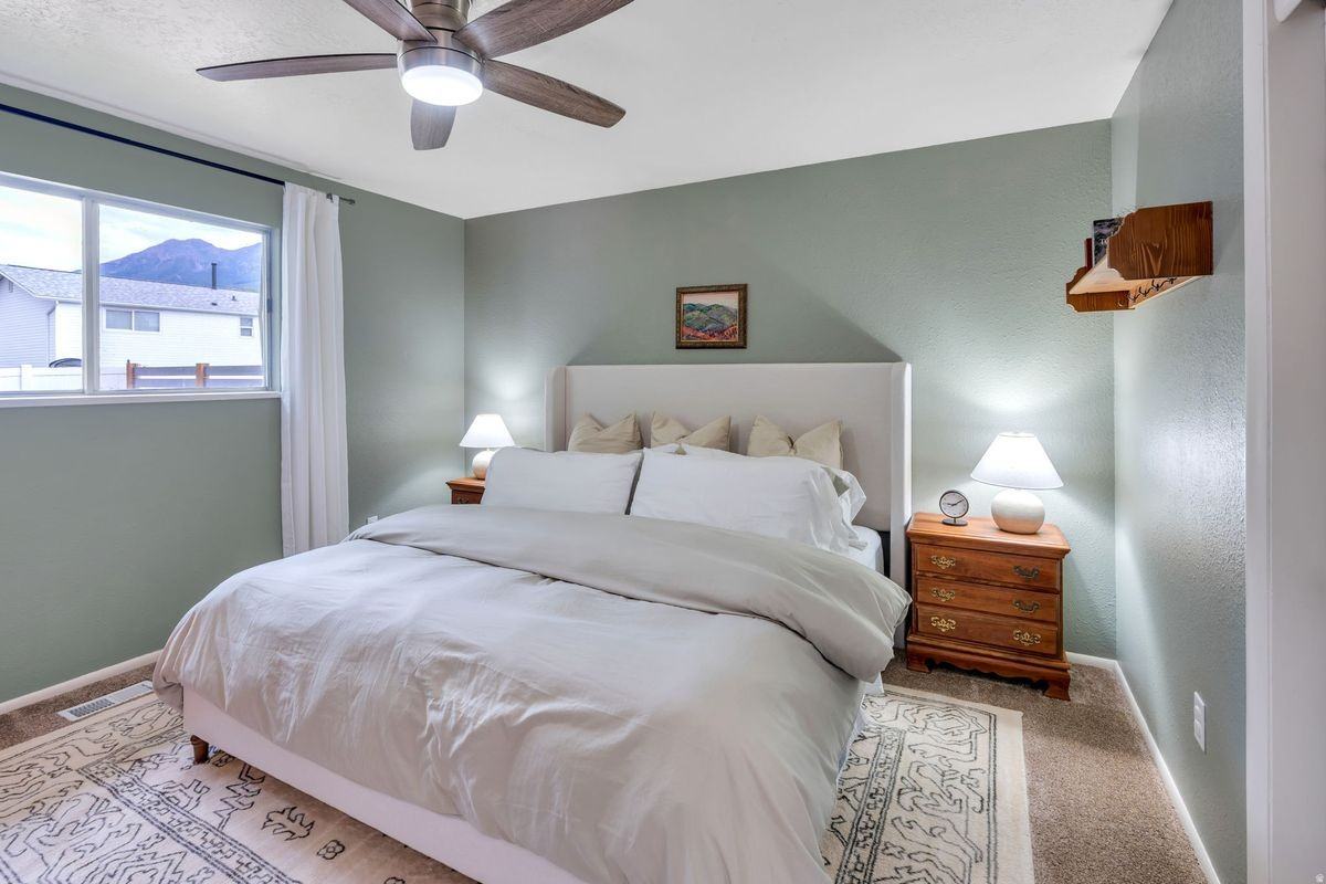 1078 W 1375 N - Photo 5 of 14