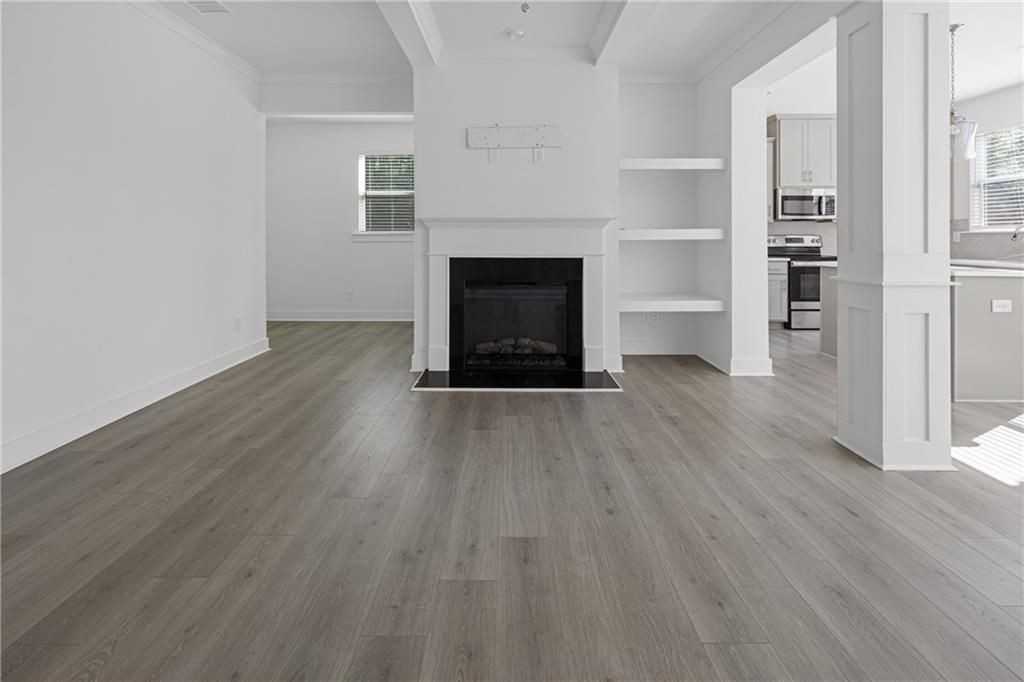 7753 Lance Rd - Photo 5 of 17