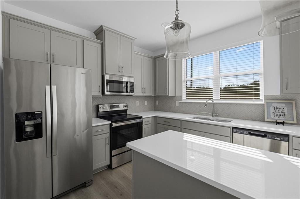 7753 Lance Rd - Photo 7 of 17