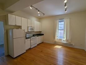 4715 N Sheridan Rd - Photo 1 of 1