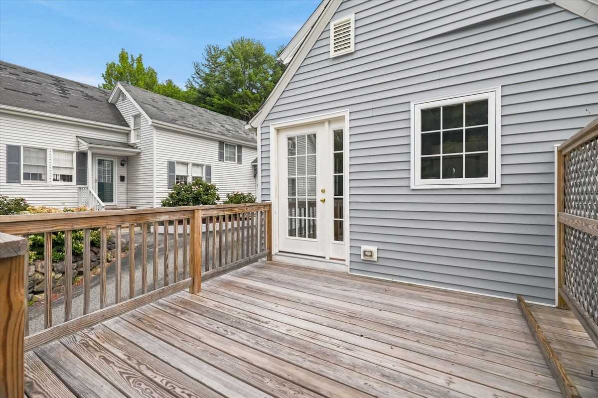 58 Morton St - Photo 4 of 34