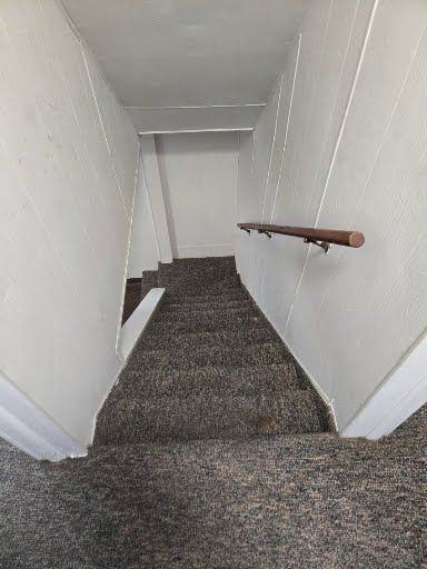 132 S Plum St - Photo 3 of 9