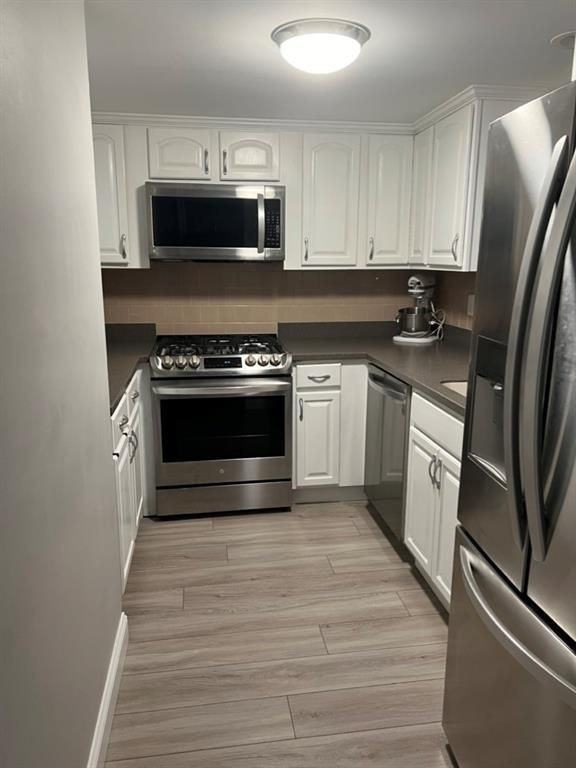 46 Lawton Brook Ln - Photo 2 of 31