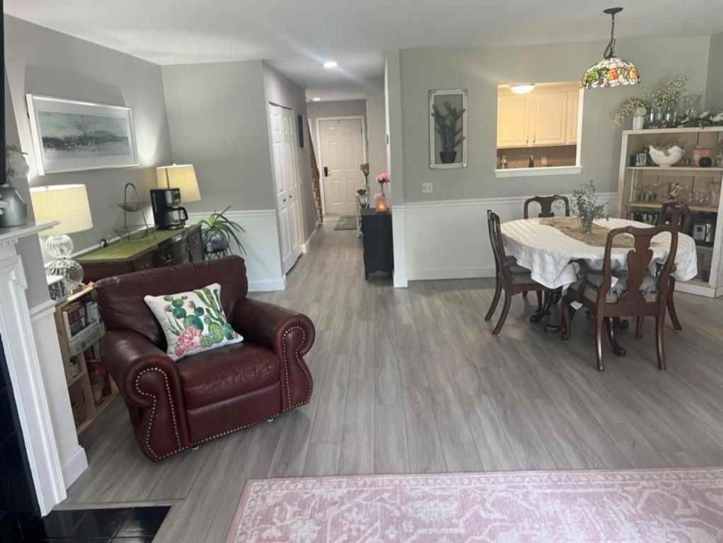 46 Lawton Brook Ln - Photo 3 of 31