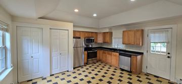 featured image of 154 Washington St ##1b