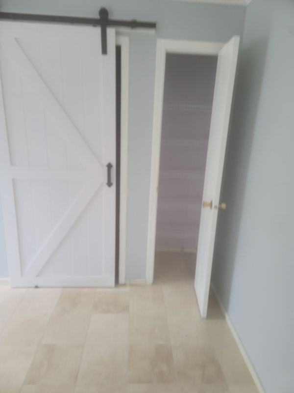 10322 Draycott Ave - Photo 2 of 17