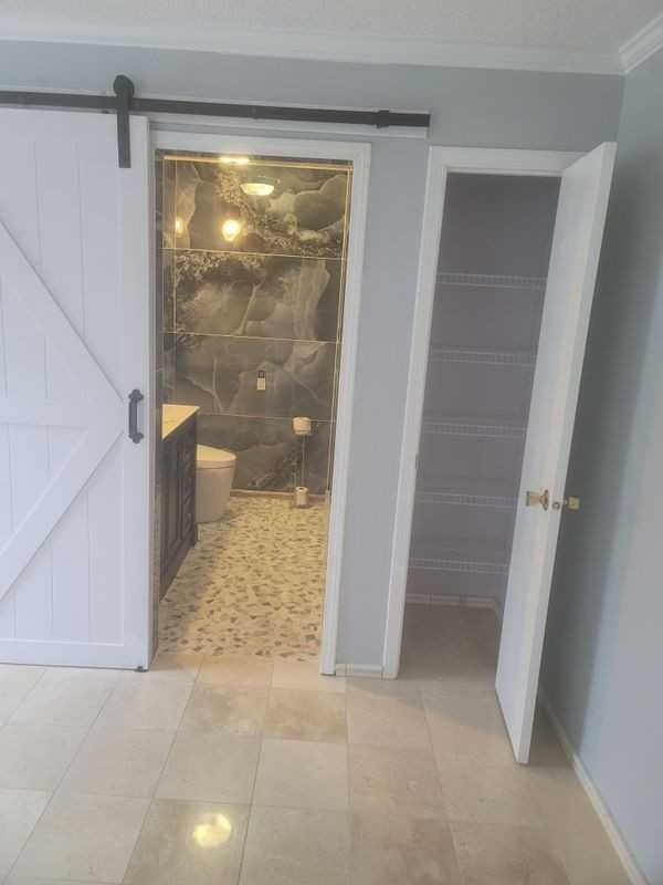 10322 Draycott Ave - Photo 3 of 17