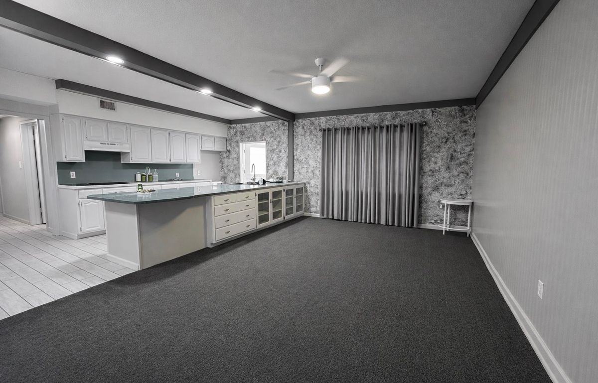 1403 N Shary Rd - Photo 5 of 9