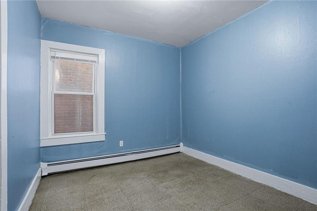 913 Social St ##2 - Photo 4 of 24