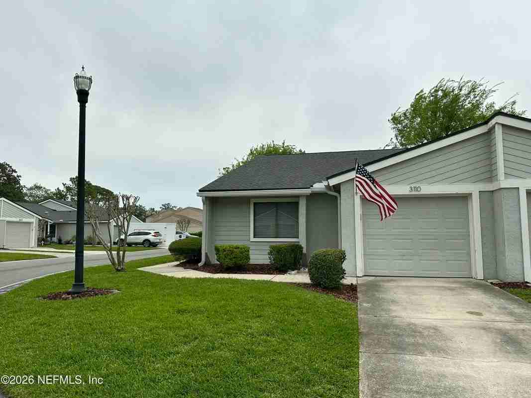 3110 Sea Hawk Dr - Photo 2 of 35
