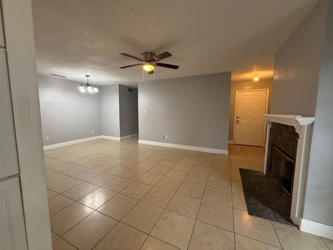 1223 La Mesa Ave - Photo 5 of 21