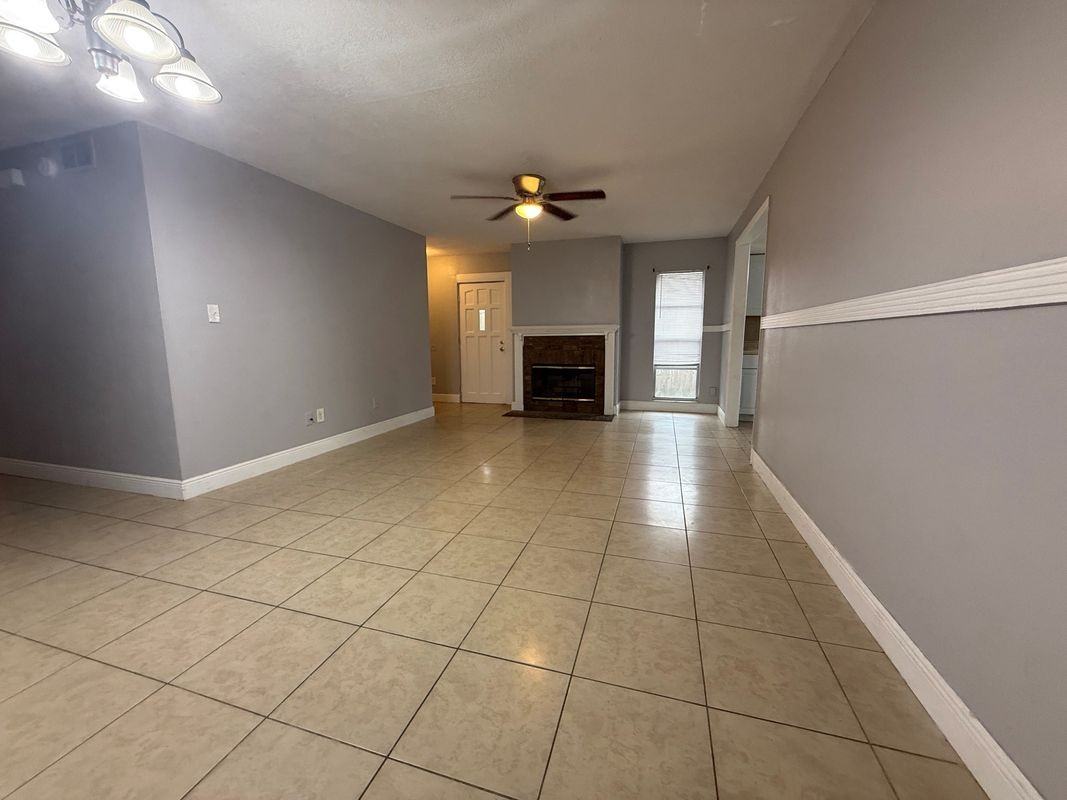 1223 La Mesa Ave - Photo 6 of 21