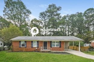 464 Pinecrest Dr - Photo 1 of 1