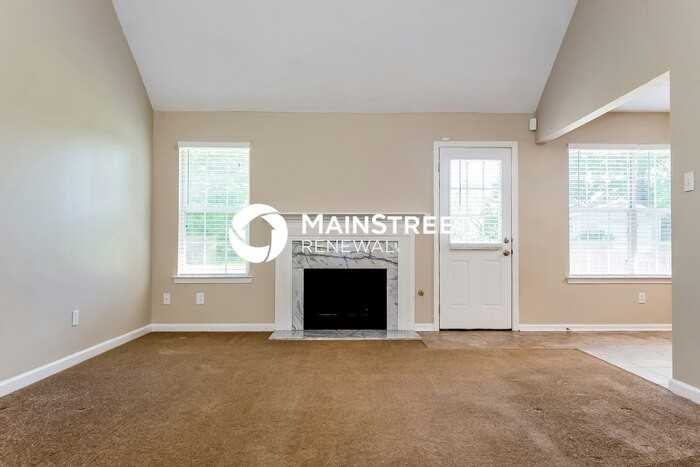 150 Old Hampton Way - Photo 2 of 16