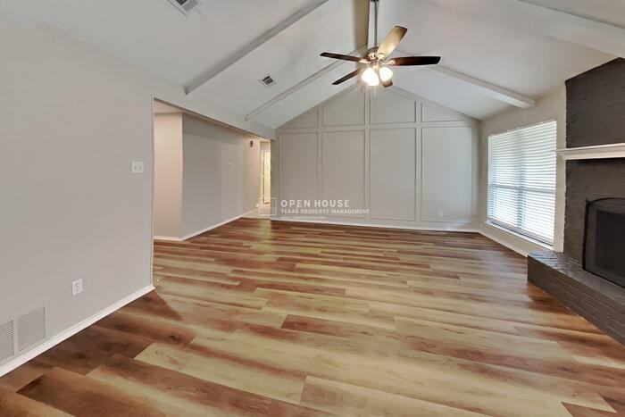 812 Wind Brooke Dr - Photo 5 of 20
